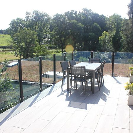 Riverbank Cottage ランカスター エクステリア 写真