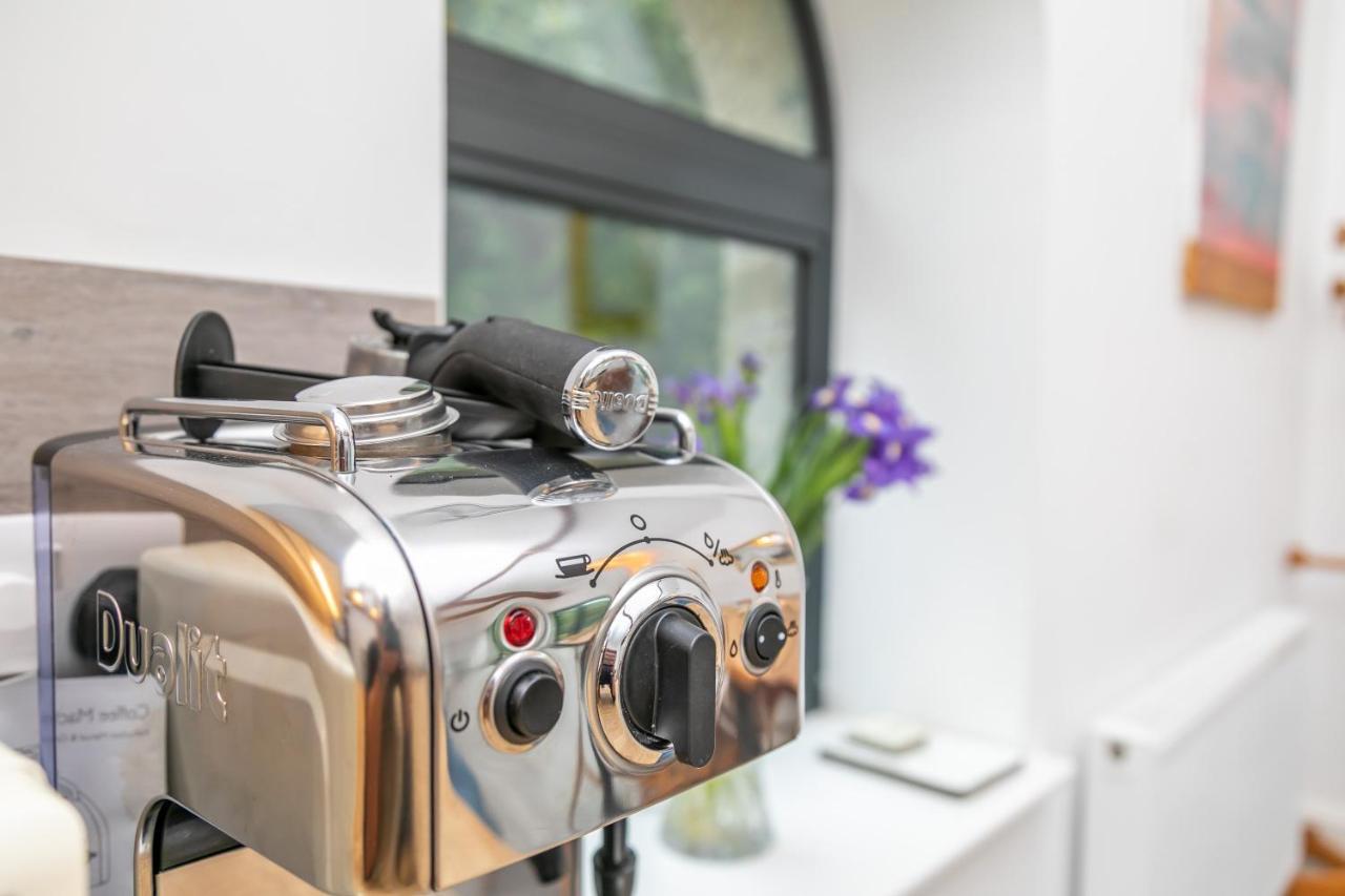 Riverbank Cottage ランカスター エクステリア 写真